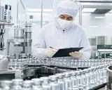De-Risking Regulasi: Panduan GMP & Standar F&B untuk Kontraktor Industri